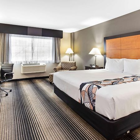 Best Western Plus Hyde Park Chicago Hotel Esterno foto