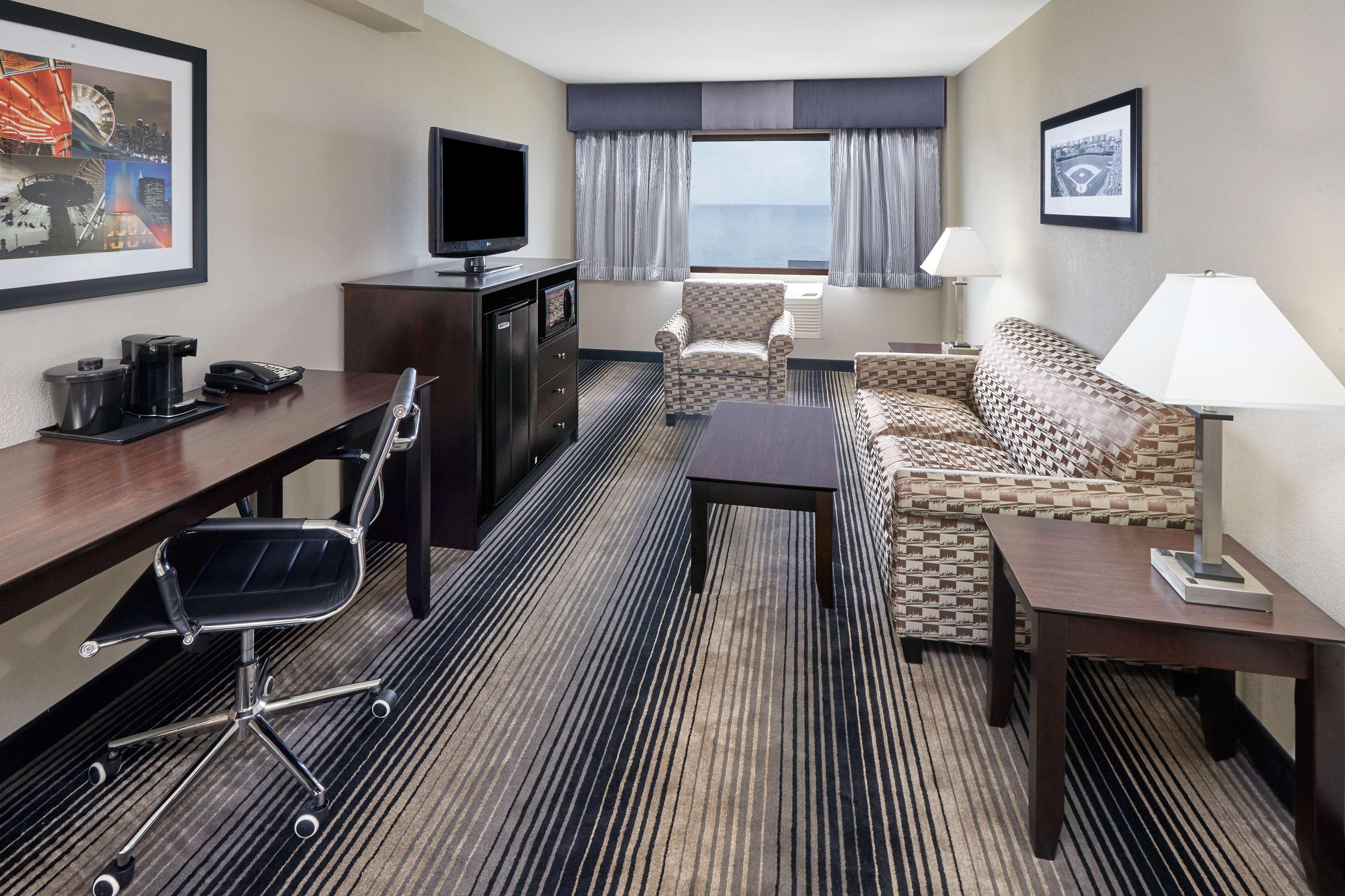 Best Western Plus Hyde Park Chicago Hotel Esterno foto