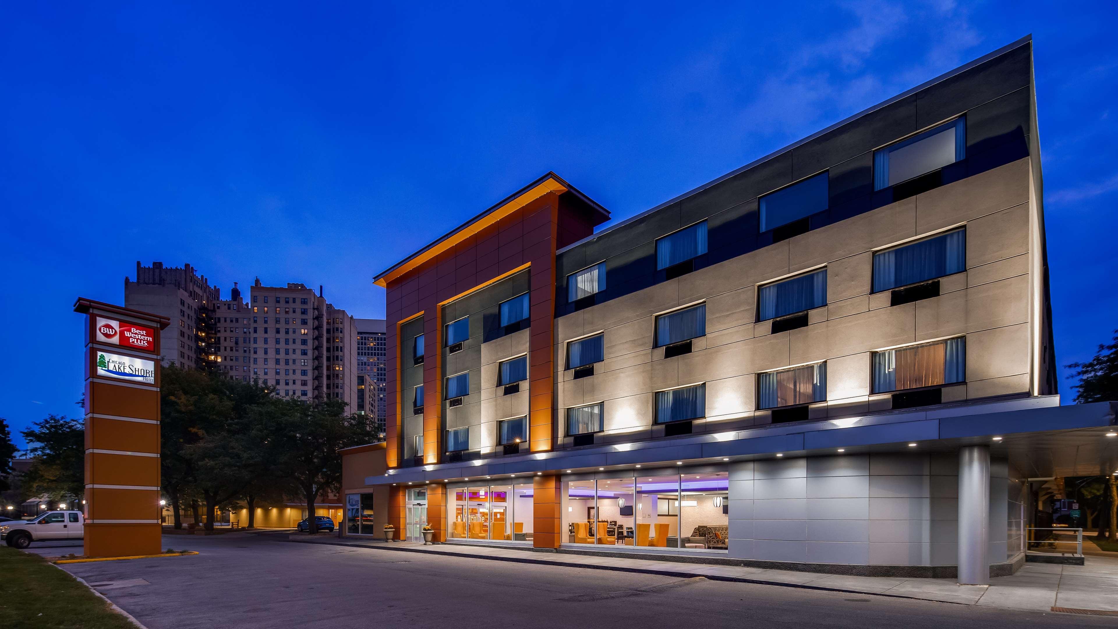 Best Western Plus Hyde Park Chicago Hotel Esterno foto