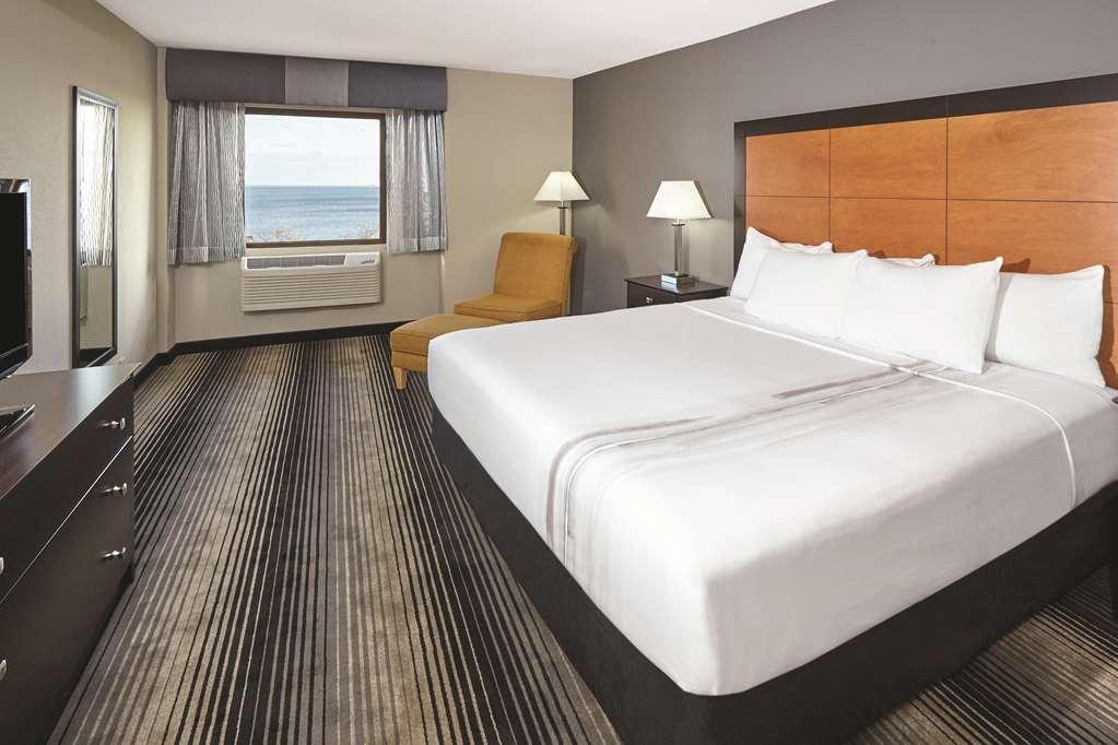 Best Western Plus Hyde Park Chicago Hotel Esterno foto
