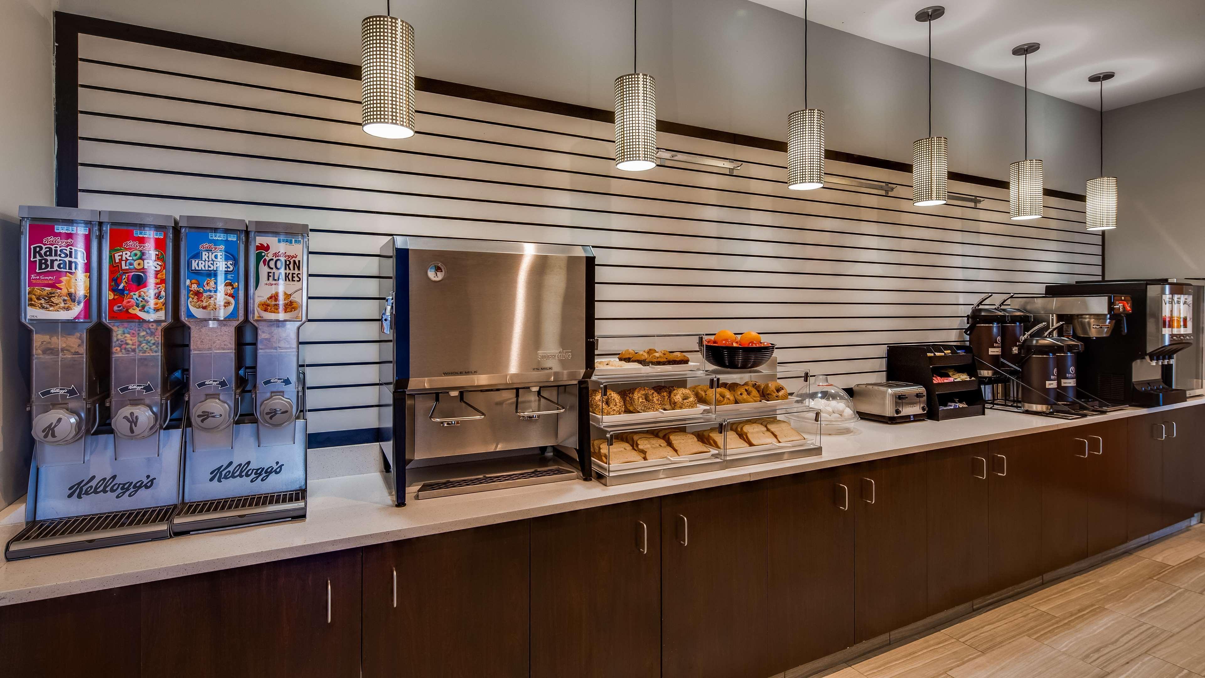 Best Western Plus Hyde Park Chicago Hotel Esterno foto